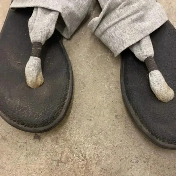 Sanuk  sandals - Picture 2 of 5